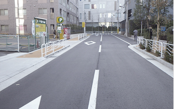 （江東区）東陽二丁目～新砂一丁目道路補修工事