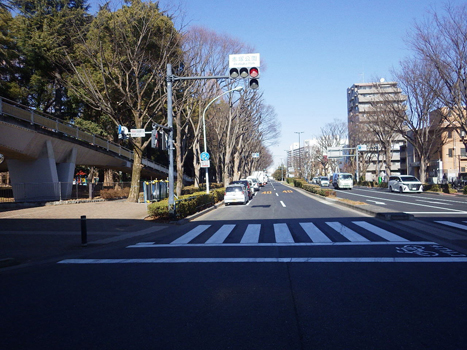 路面補修工事(6 四の 15)及び自転車歩行者表示板取替工事(6 四-1)（東京都第四建設事務所）