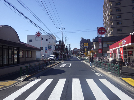 路面補修工事(6 四の 15)及び自転車歩行者表示板取替工事(6 四-1)（東京都第四建設事務所）